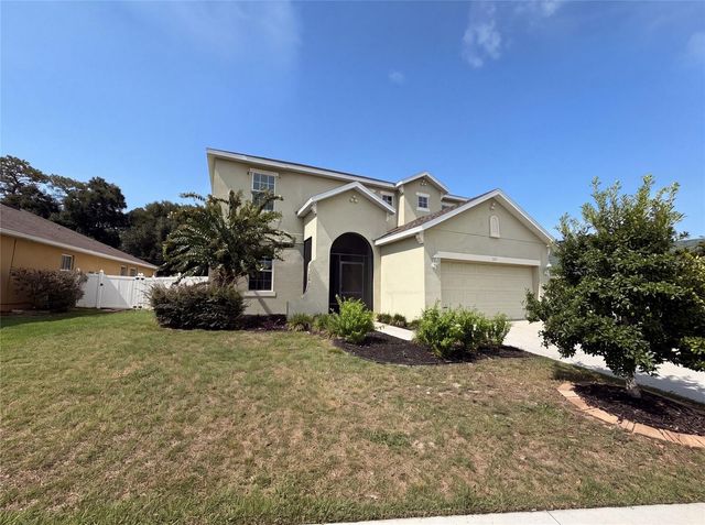 881 HARING LANE, Mount Dora, FL 32757