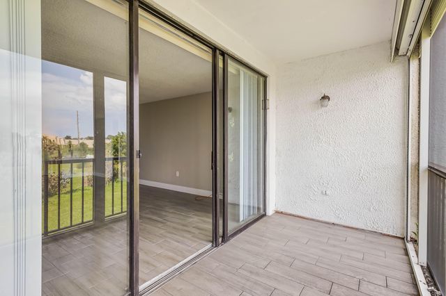 4254 Deste Court 208, Lake Worth, FL 33467