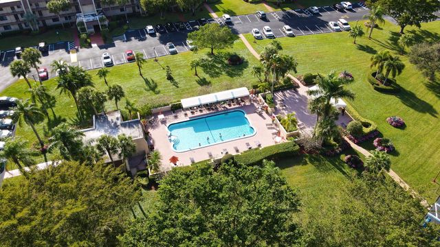 4254 Deste Court 208, Lake Worth, FL 33467