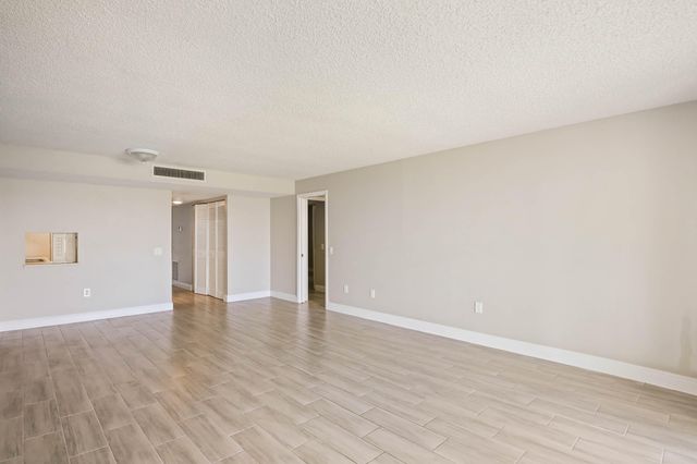4254 Deste Court 208, Lake Worth, FL 33467