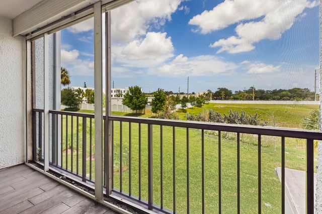 4254 Deste Court 208, Lake Worth, FL 33467