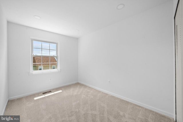 8387 WOODLINE CT, Manassas, VA 20110