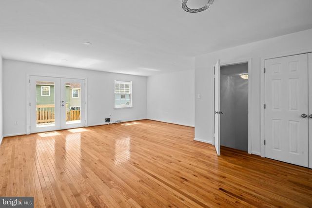 8387 WOODLINE CT, Manassas, VA 20110