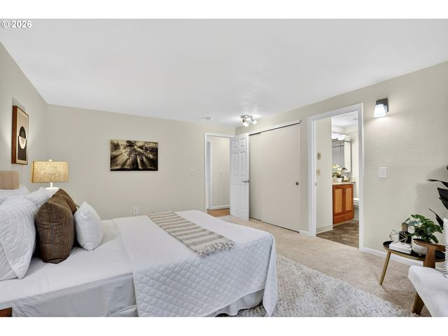 12715 Ne 7TH Pl, Vancouver, WA 98684