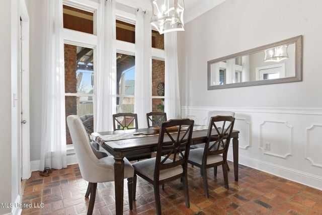 2305 Sunkist Country Club Road, Biloxi, MS 39532