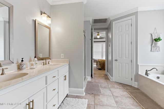 2305 Sunkist Country Club Road, Biloxi, MS 39532