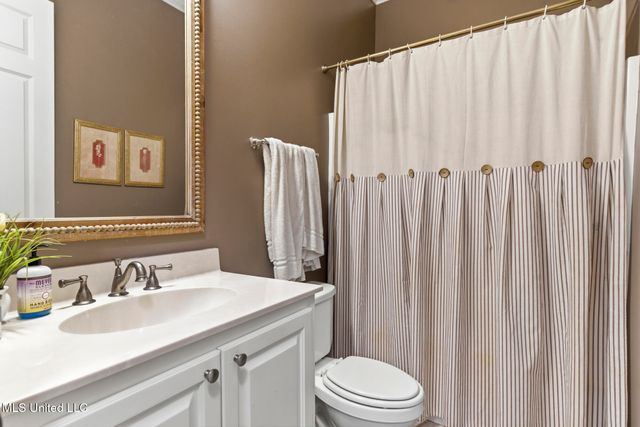 2305 Sunkist Country Club Road, Biloxi, MS 39532