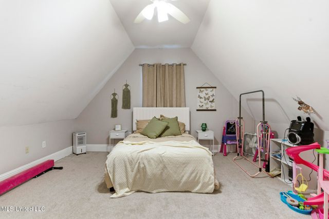 2305 Sunkist Country Club Road, Biloxi, MS 39532