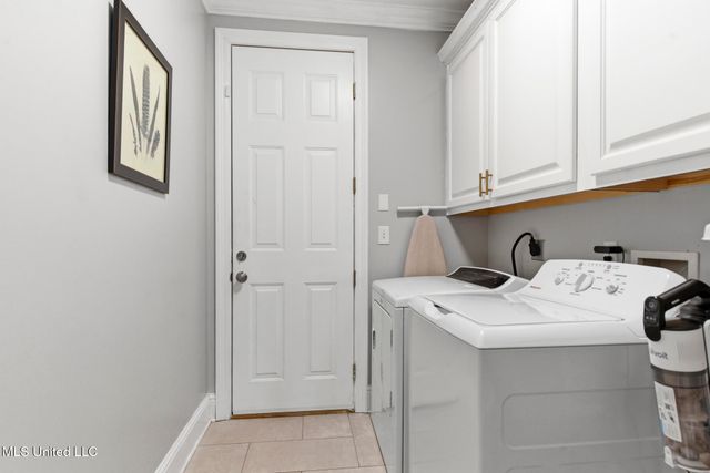 2305 Sunkist Country Club Road, Biloxi, MS 39532