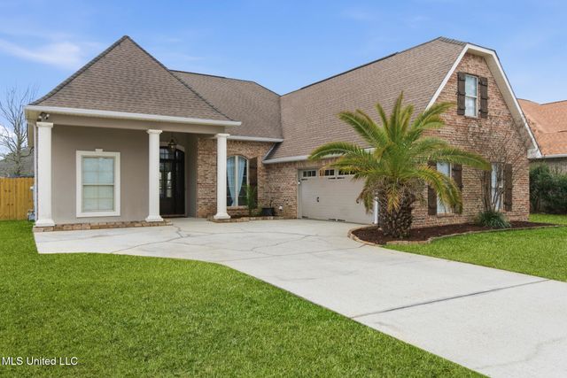 2305 Sunkist Country Club Road, Biloxi, MS 39532