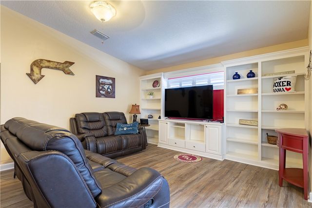 152 35th Square SW, Vero Beach, FL 32968