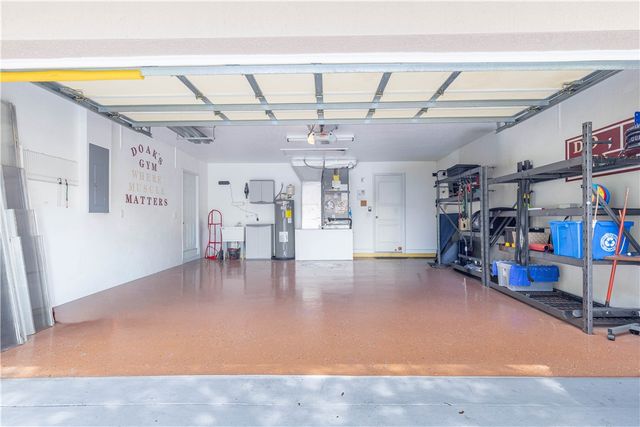 152 35th Square SW, Vero Beach, FL 32968