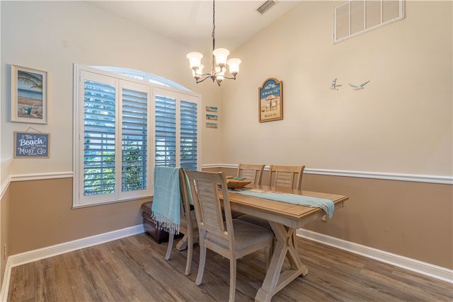 152 35th Square SW, Vero Beach, FL 32968