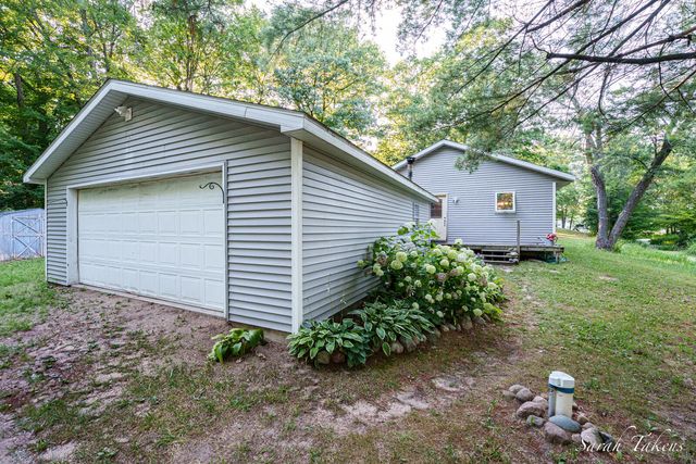 12513 Mcmurty Drive NE, Sand Lake, MI 49343