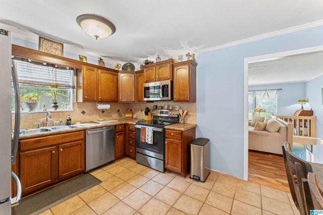 3229 EDENBURG DRIVE, Hueytown, AL 35023