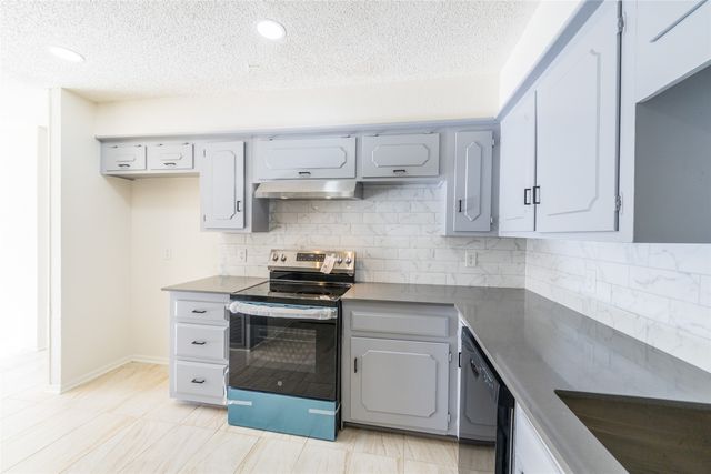 625 Woodhaven Place, Richardson, TX 75081