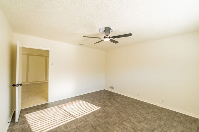 625 Woodhaven Place, Richardson, TX 75081