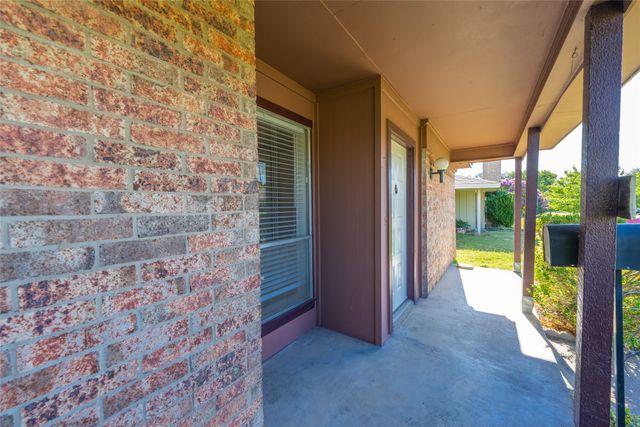 625 Woodhaven Place, Richardson, TX 75081