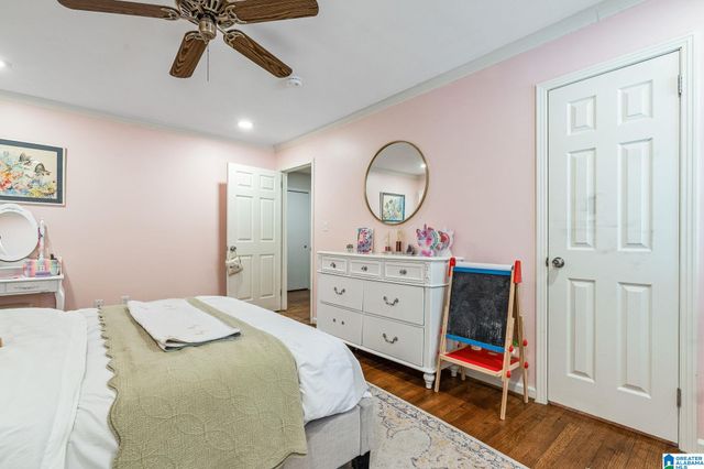 3624 KINGSHILL ROAD, Mountain Brook, AL 35223