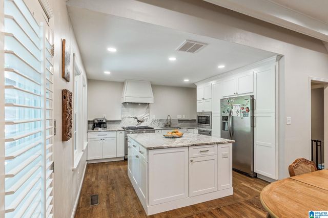 3624 KINGSHILL ROAD, Mountain Brook, AL 35223