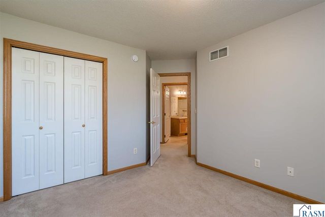 503 West Nathan Street, Lake Crystal, MN 56055