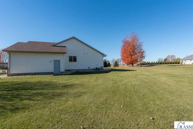 503 West Nathan Street, Lake Crystal, MN 56055