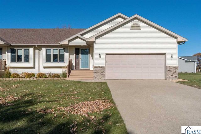 503 West Nathan Street, Lake Crystal, MN 56055