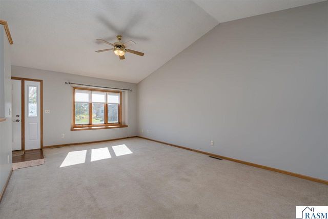 503 West Nathan Street, Lake Crystal, MN 56055