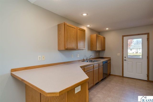 503 West Nathan Street, Lake Crystal, MN 56055