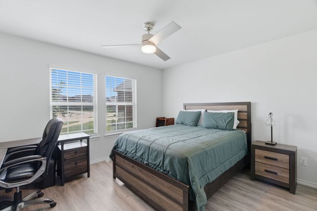 100 Samuel Street, Denton, TX 76207