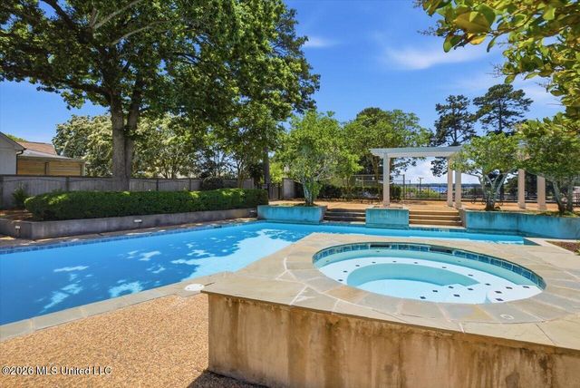 135 Winter Teal Place, Madison, MS 39110