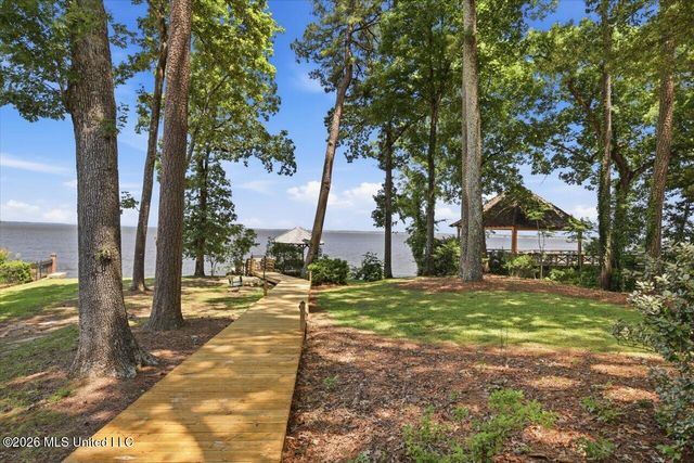 135 Winter Teal Place, Madison, MS 39110