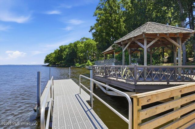 135 Winter Teal Place, Madison, MS 39110