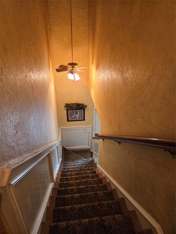 1300 Rolling Hills Drive, Harrah, OK 73045
