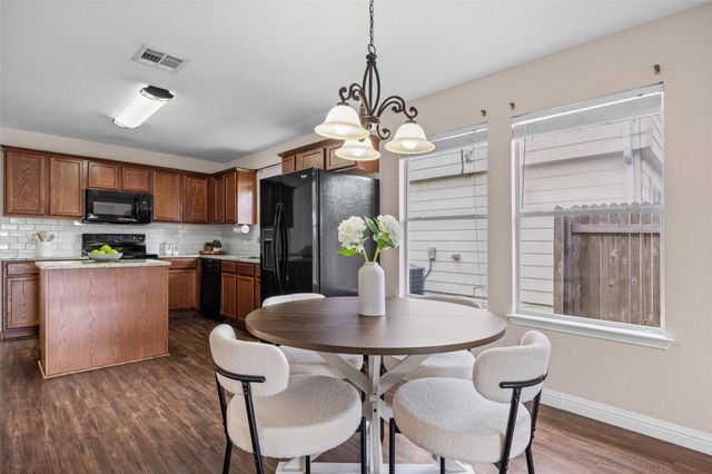 11509 Autumn Ash DR, Manchaca, TX 78652