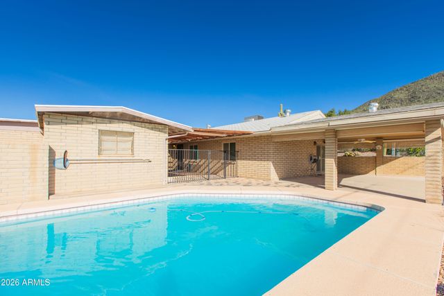 5931 E Carriage Drive, Cave Creek, AZ 85331