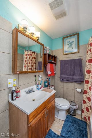 3201 W 54th Street, Cleveland, OH 44102