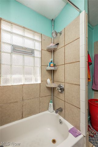 3201 W 54th Street, Cleveland, OH 44102