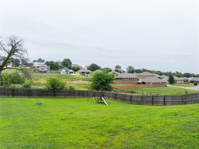 2207 Lisa Lane, Van Buren, AR 72956