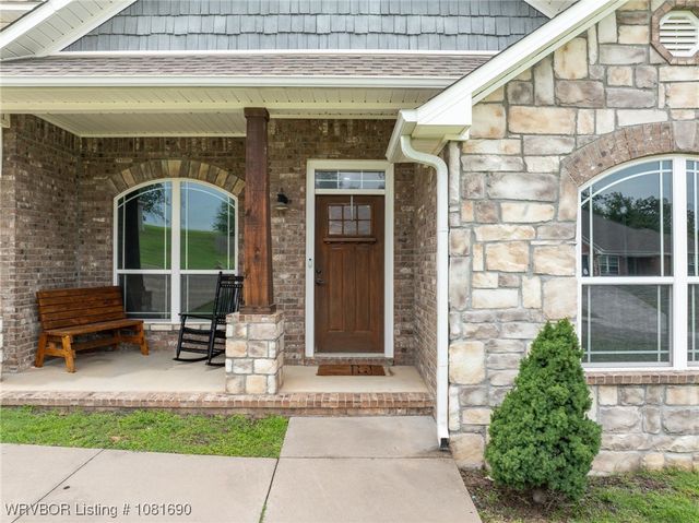 2207 Lisa Lane, Van Buren, AR 72956