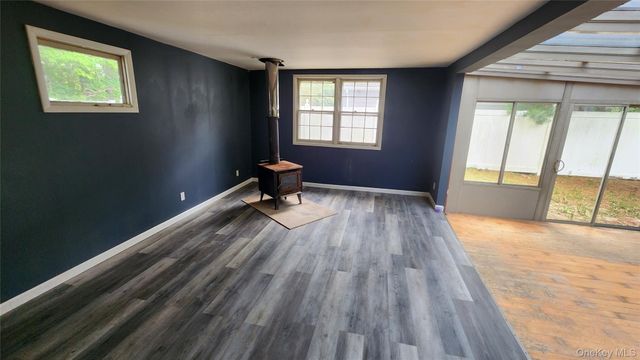200 Oak Avenue, Flanders, NY 11901