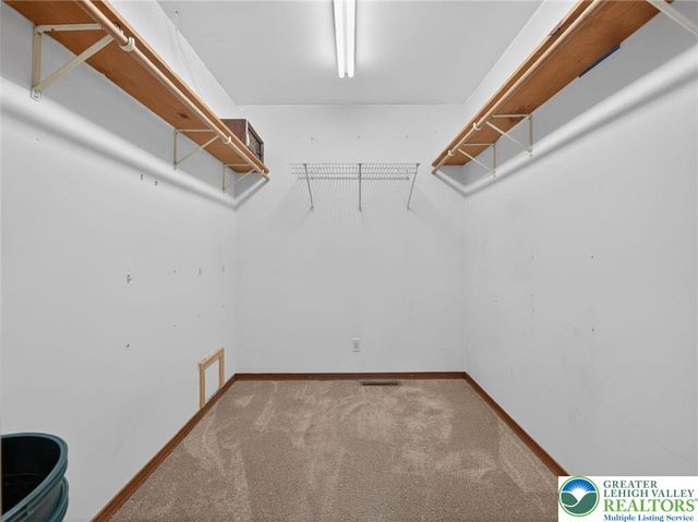 7098 Limerick Square, Bethlehem City, PA 18017