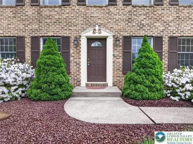 7098 Limerick Square, Bethlehem City, PA 18017