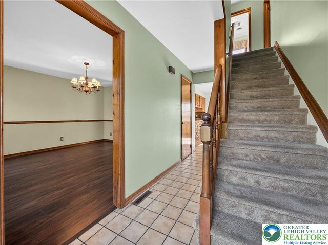 7098 Limerick Square, Bethlehem City, PA 18017