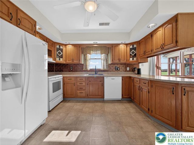7098 Limerick Square, Bethlehem City, PA 18017