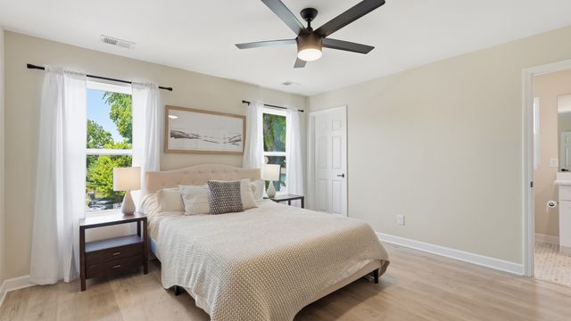 1018 Jackson St, Nashville, TN 37208