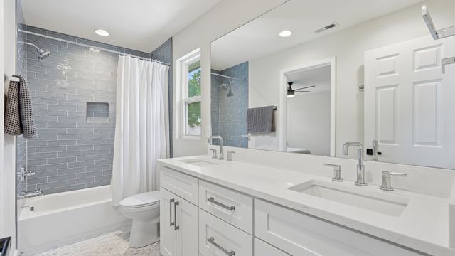 1018 Jackson St, Nashville, TN 37208
