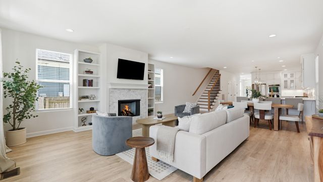 1018 Jackson St, Nashville, TN 37208