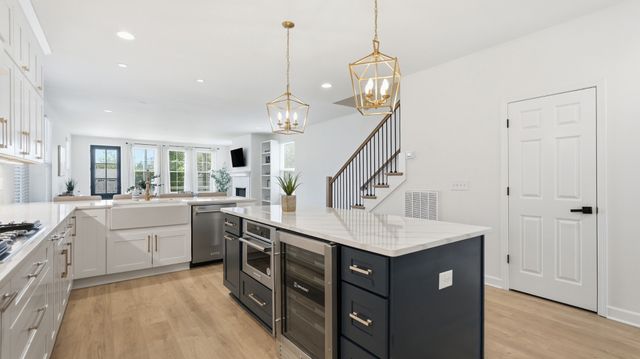 1018 Jackson St, Nashville, TN 37208