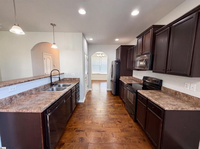 129 Saddlebrook Alley, Abbeville, SC 29671